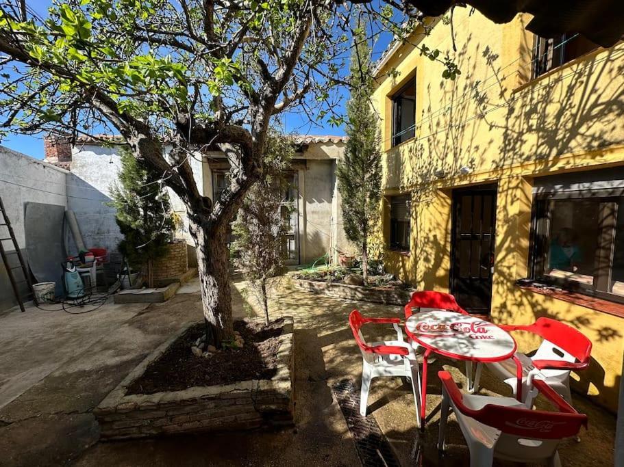 Ugena Increible Casita De Pueblo. 빌라 외부 사진